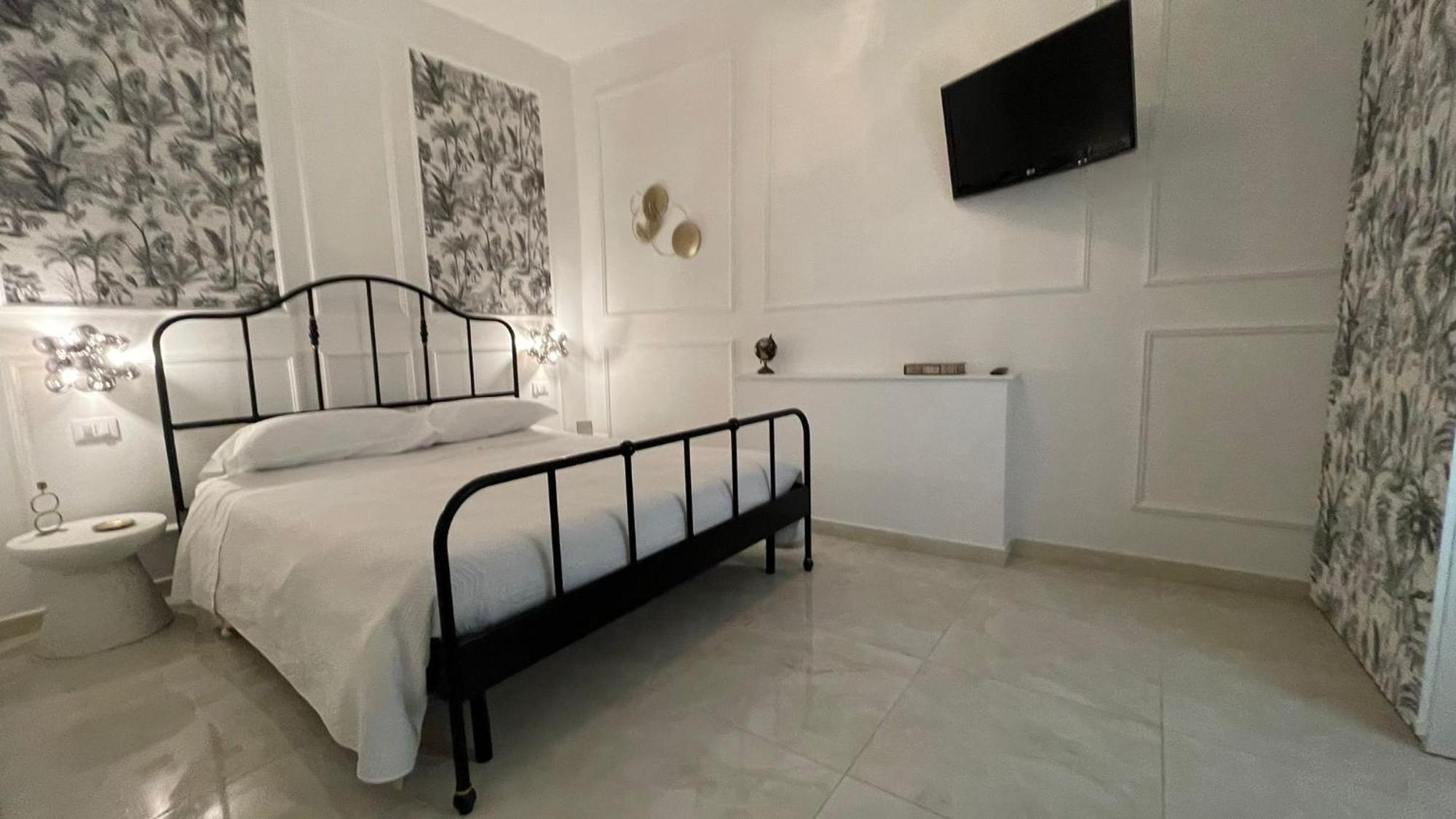 Santa Lucia Affittacamere ลาเมเซ แตร์เม ภายนอก รูปภาพ